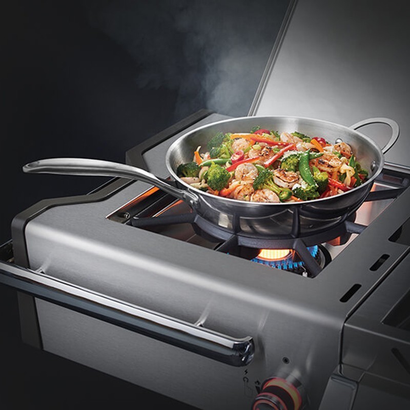 Barbacoa Prestige® Pro™ 825 RSBI - Napoleon - PrestigePRO 2 two stage power side burner wok