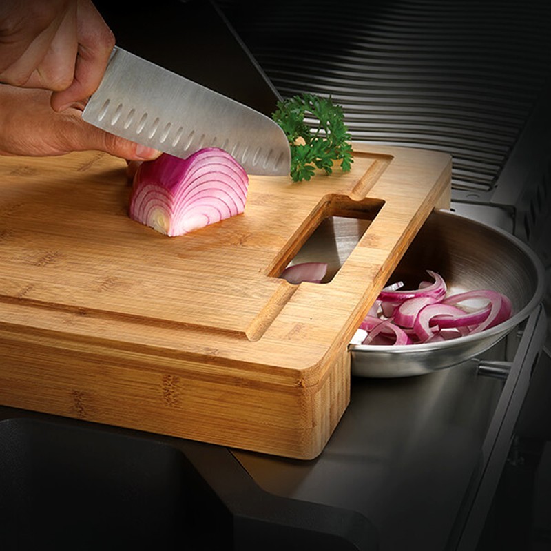 Tabla para Cortar PRO - Napoleon - 70012 PROfessional cuttingboardset inuse