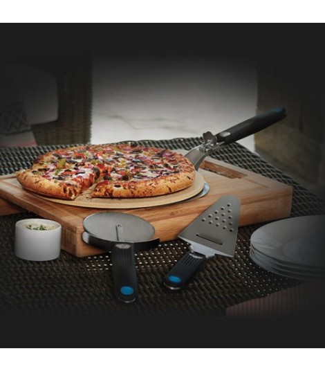 Kit Basico para Pizza - Napoleon - 90002 pizza lover starter kit inuse