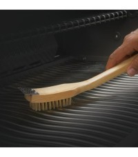 Cepillo para Parrilla Latón - Napoleon - 62028 brassgrillbrush18in inuse