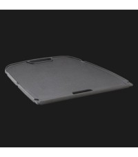 Plancha Reversible TravelQ™ 285 - Napoleon - 56080 cast iron reversible griddle 2v85 inuse