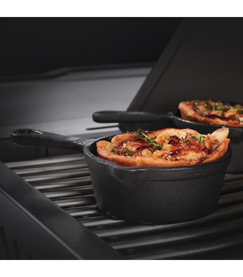 Olla de Hierro Fundido - Napoleon - 56054 cast iron desert cooker inuse
