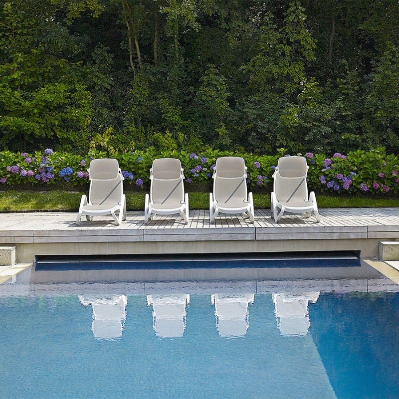Tumbona Alfa Nardi - Nardi sunloungers ALFA bianco tortora parasole ambient images2 LR